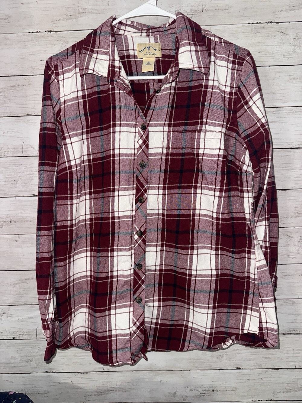 Blue mountain women’s red flannel long sleeve button up 100 cotton size medium